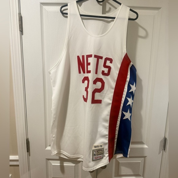 Mitchell & Ness White and Red Julius Erving Jersey